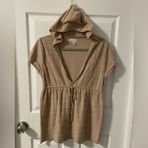 Pea In a Pod Pull over Hoodie Sweater. - Maternity M